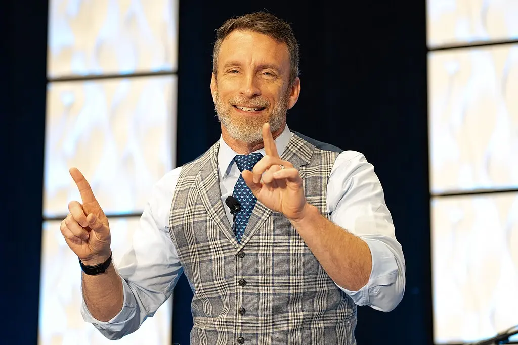 Mike Michalowicz Keynoting At Entreleadership 2024